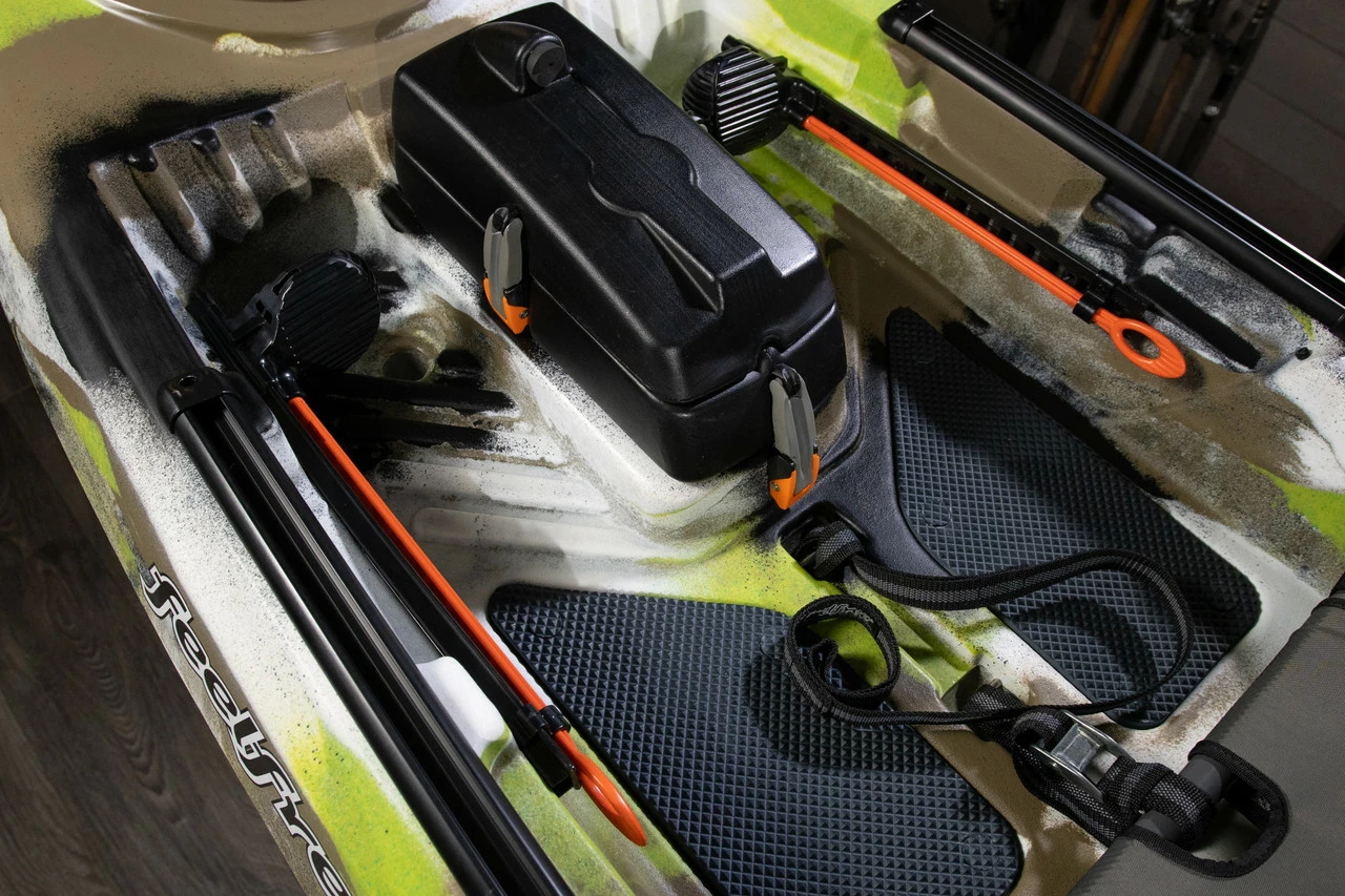 FeelFree Moken 10 Standard V2 - Fishing Kayak | Desert Camo - Image 3